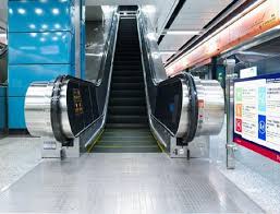 السلالم الكهربائية