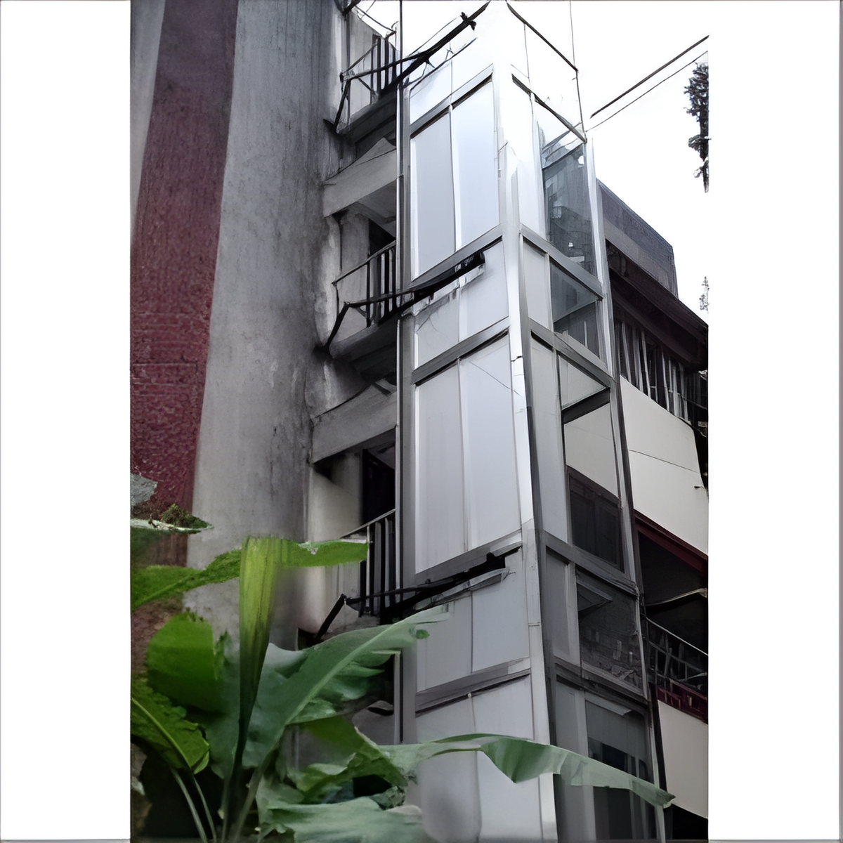 المصاعد الخارجية المنزلية